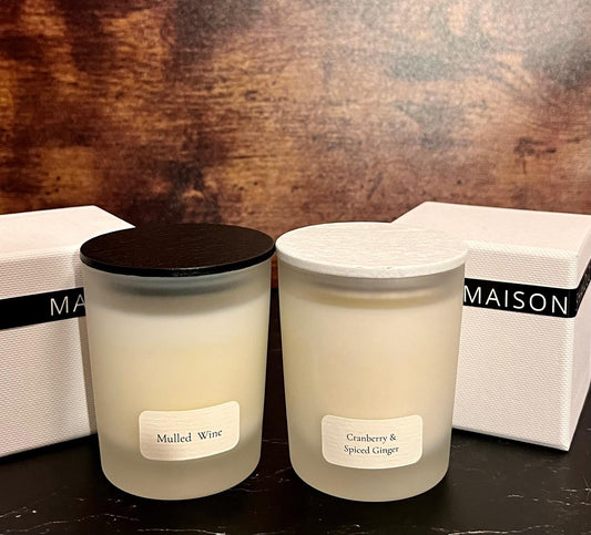 Pack regalo de dos velas de Navidad 9 cl de Maison Shakolo, hechas a mano en Barcelona